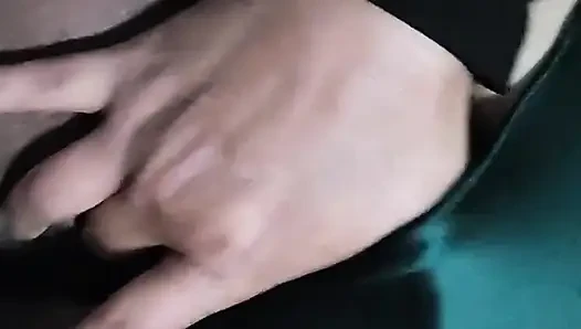 Evde Yalnız Mastürbasyon Yapan Olgun