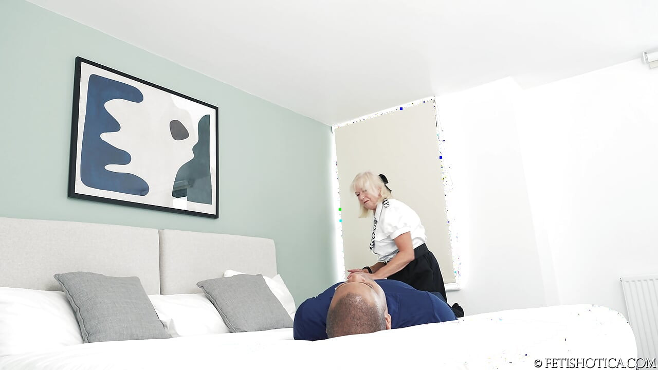 Dirty Talking British Police Woman Interracial Face Sitting