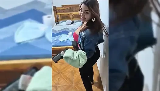 The Very Daring Girl Decided to Fuck in a Motel, Without a Condom with a Customer