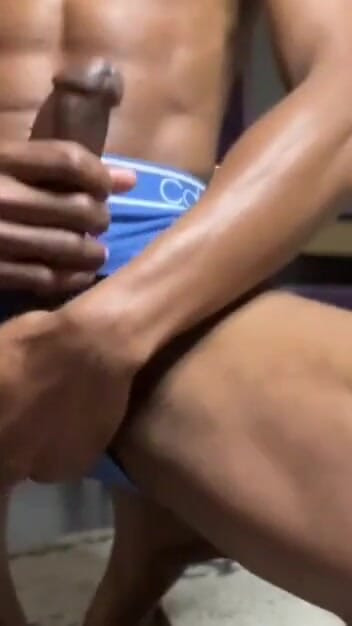 Stretching out and good Cummings | Clip 2