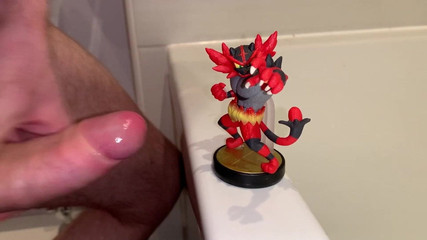 Heißkleber: incineroar amiibo