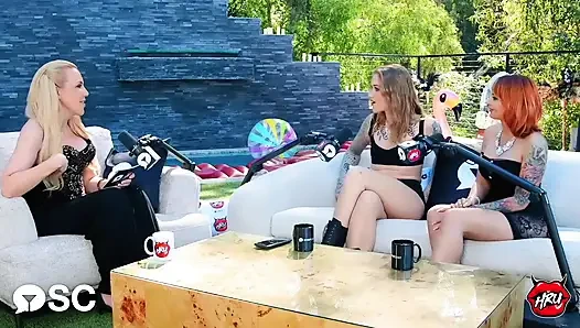 Kameralama işi: stripchat evinin içinde: kamera kızları gerçekten ne kadar yapıyor?