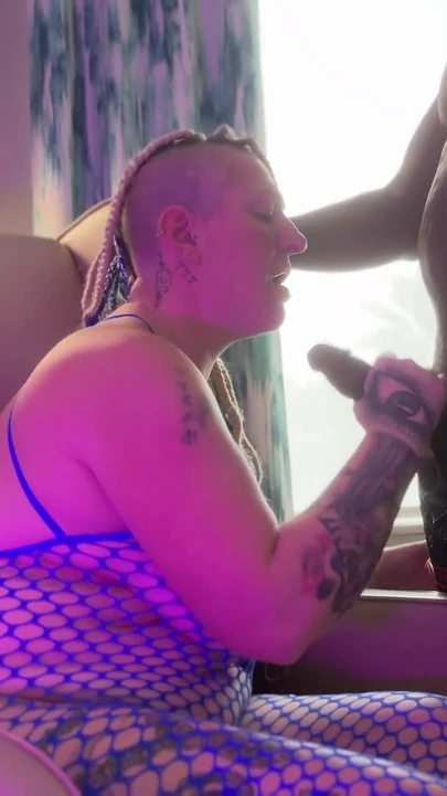 Paroháč POV s Livie Blainn