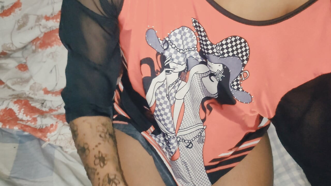 Desi Queen 01 - Таємна пристрасть у ніч Механді