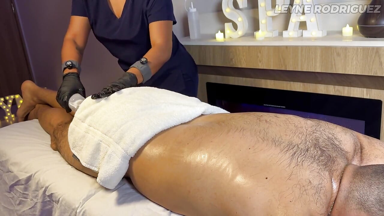 Happy Ending Massage for a Lucky Fan