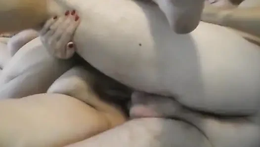 Jen dientot sama john dalam posisi sendok