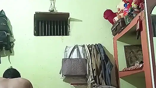 Üvey Erkek Kardeş Üvey Kız Kardeşini Sikiyor