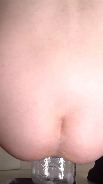 Memorable moment from "Inserting 85mm Square Candy Bottle. #5"