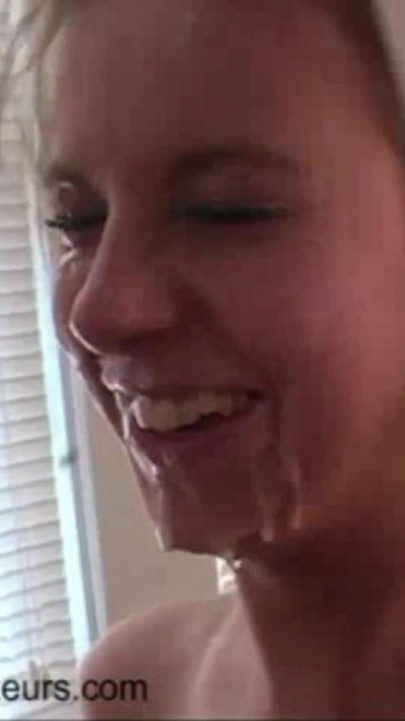 Desperate amatører Bree Barrett og Manta sutter stor hvid pik | Klip 1