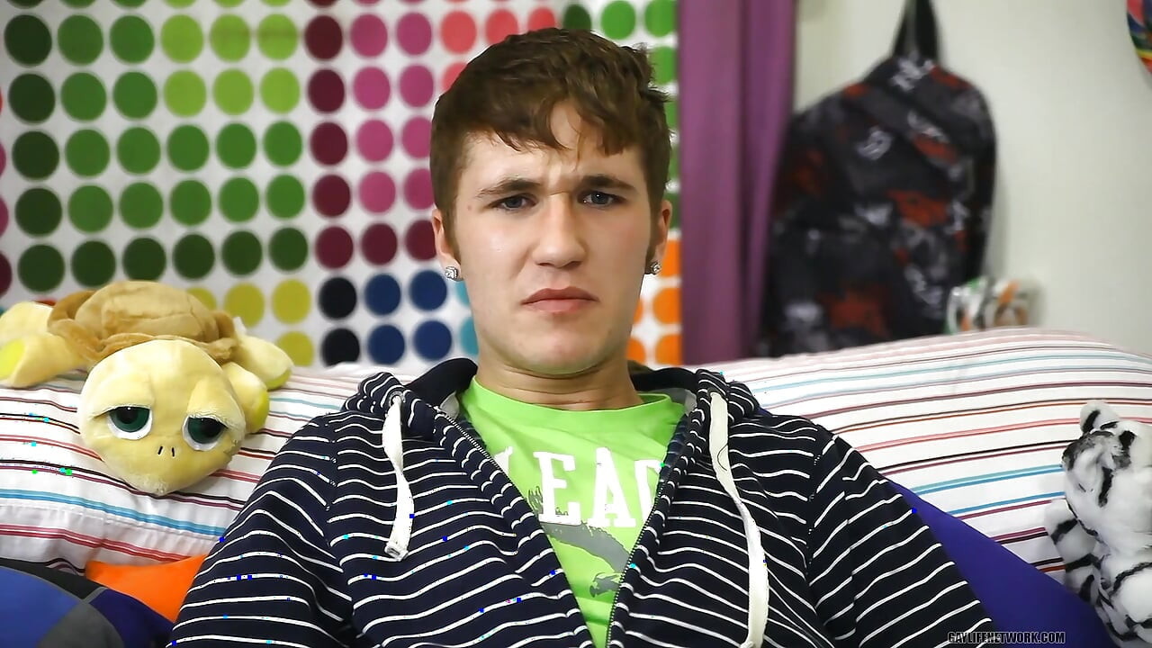 Dečko s farme postao gay zvijezda