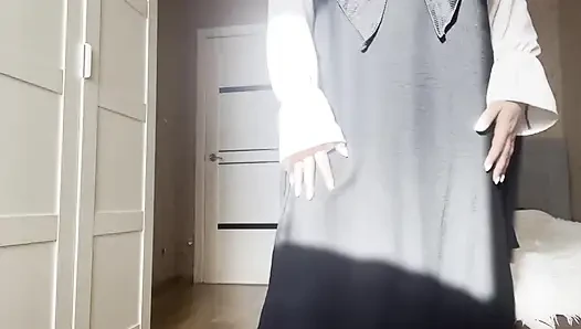 Arab Stepmom with Big Ass in Pantyhose