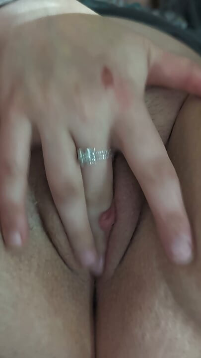 Girl Rubs One Out Solo