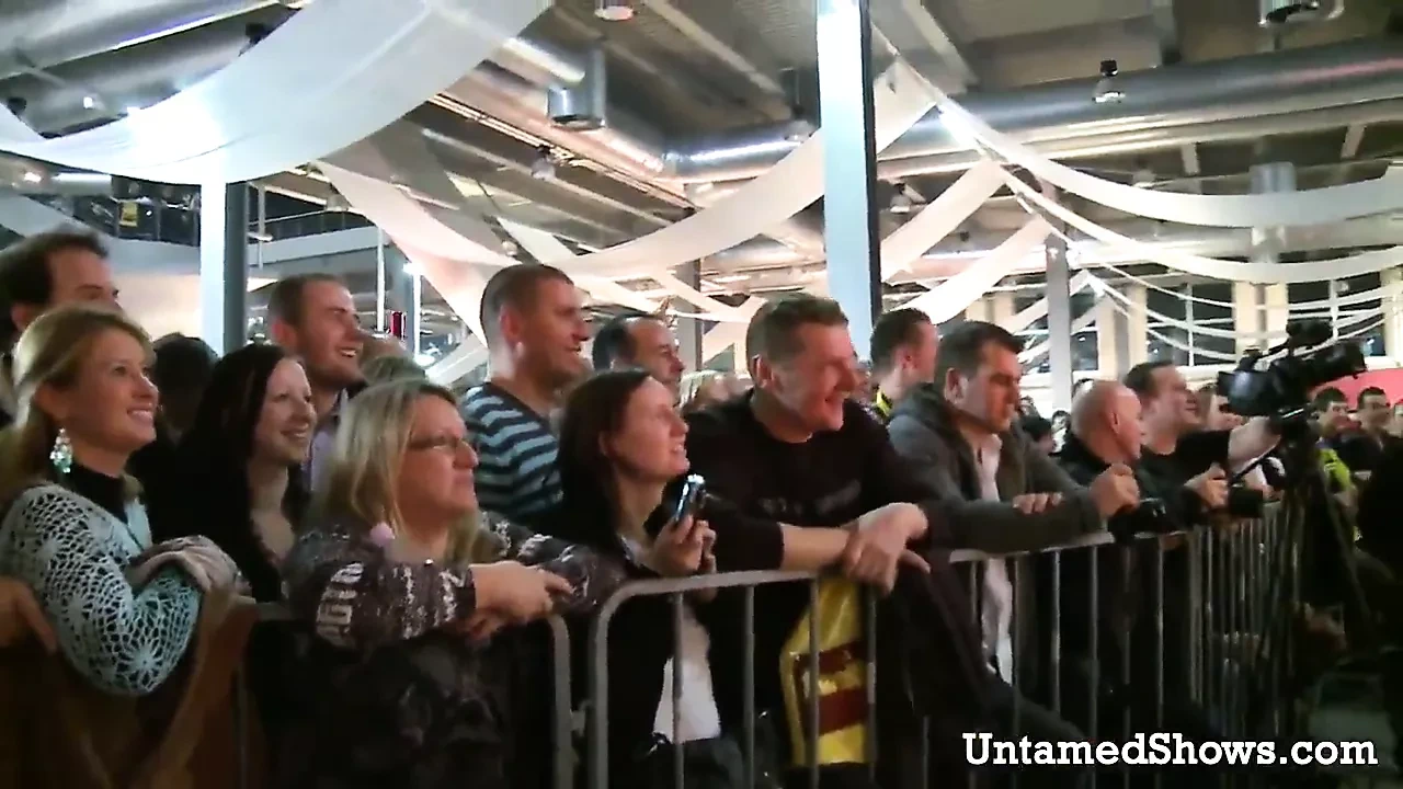 Hot stripper doing a guy on the stage