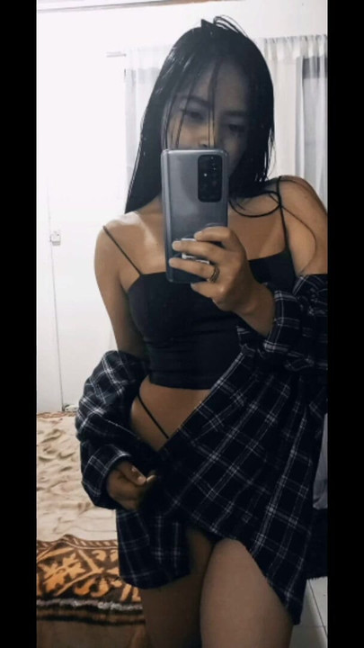 Uzbudljiv trenutak iz "Call Makes My Stepsister And Leads Her To Wild Sex - Sofia Queen - Sofia Queen"