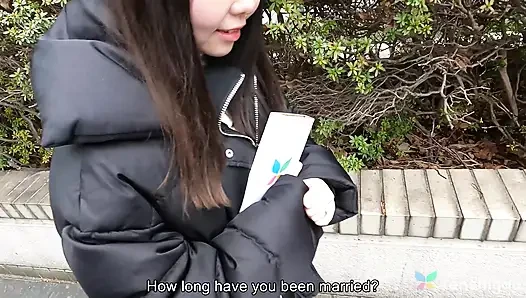 Amateur japanisches model miwa ichikawa hat die dunkelsten nippel