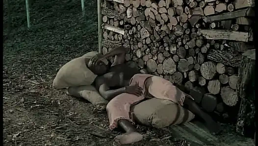 Bu Siyah Kölenin Tadını Çıkarmak Için Büyük Bir Penise Ihtiyacı Var