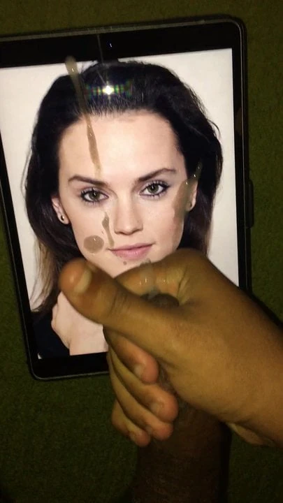 Daisy Ridley cum tribute