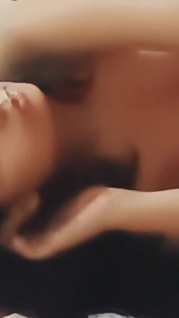 Must-see moment from "Horney sult"
