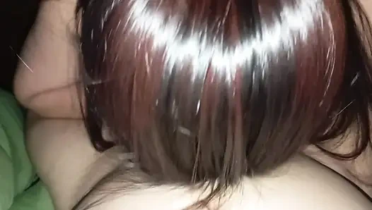 Ambil dengan tangan Anda, lalu menggunakan mulut ibumu dan silakan menungganginya.