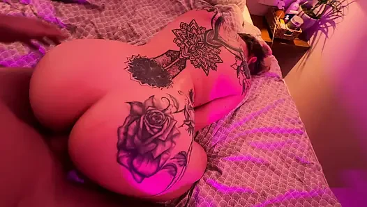 Fucking Before Bed so That the Pussy Peacefully