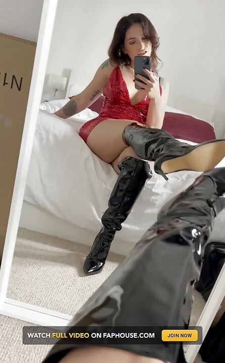 Tengok but yang sangat seksi ini!