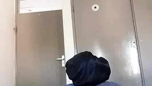 Zimbabveli bakire kız evlenmeye hazır