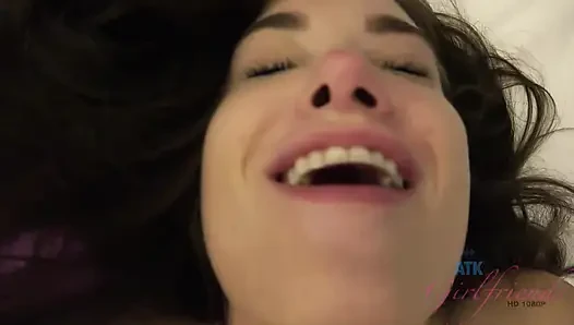 Gia Paige POV: Sloppy Deepthroat, Insane Ass Reverse Cowgirl, Doggystyle & Missionary Creampie