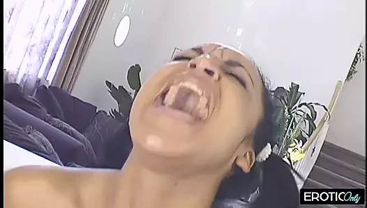 Deep doggy leaves her breathless