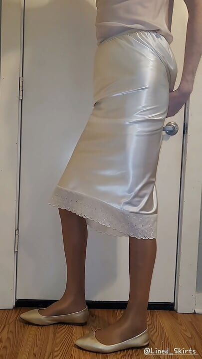 Yellow chiffon skirt with a satin half slip