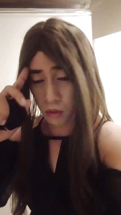 קראסדרסר הולך בכל הבניין ומגיע לבד.