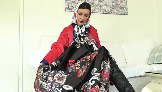 Latihan headscarfmu bagian 1, lady victoria valente