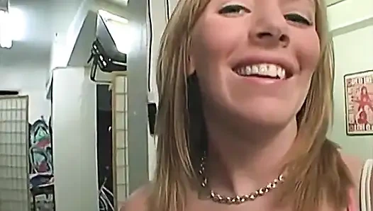 Осень принимает это глубоко