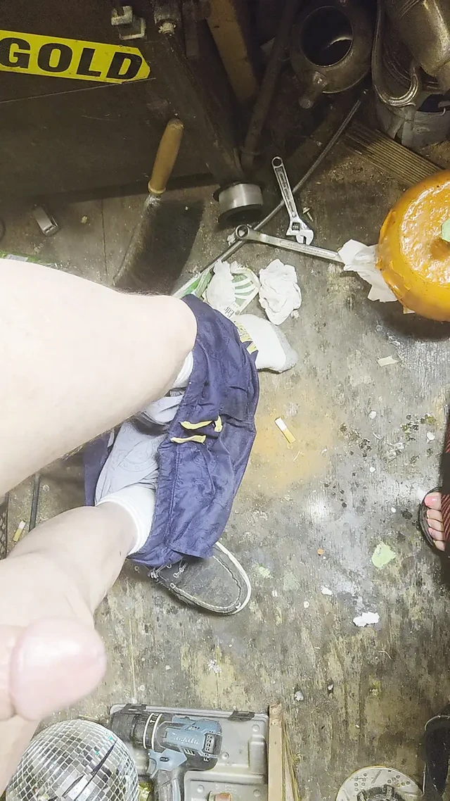 Good cock sucking and cum