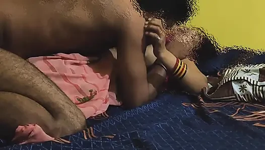 Neighbou bhabhi fucked by her boyfriend while her husband not at home