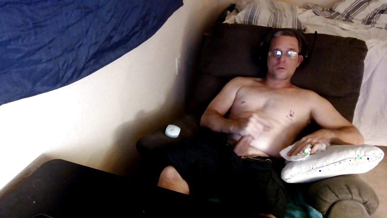 DubeSnackes masturbating # 3 play