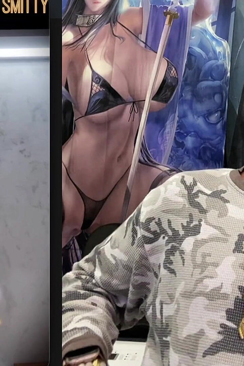 Big Breast Helen Parr Showing Her Thicc Fat Ass