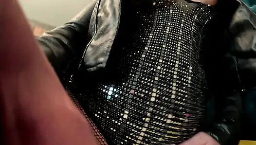 Filthy little necken - whorish outfit, hungrige augen