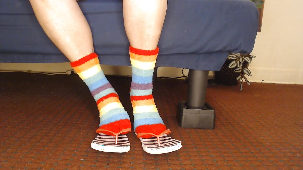 Fluffy Fuzzy Socks Flip Flops Shoeplay.