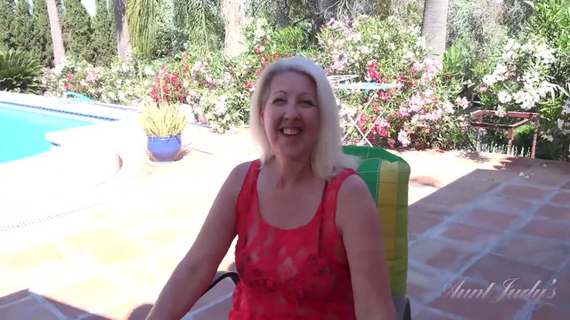 Auntjudys - a Sunny Outdoor Interview with Busty Mature MILF Maggie Moon