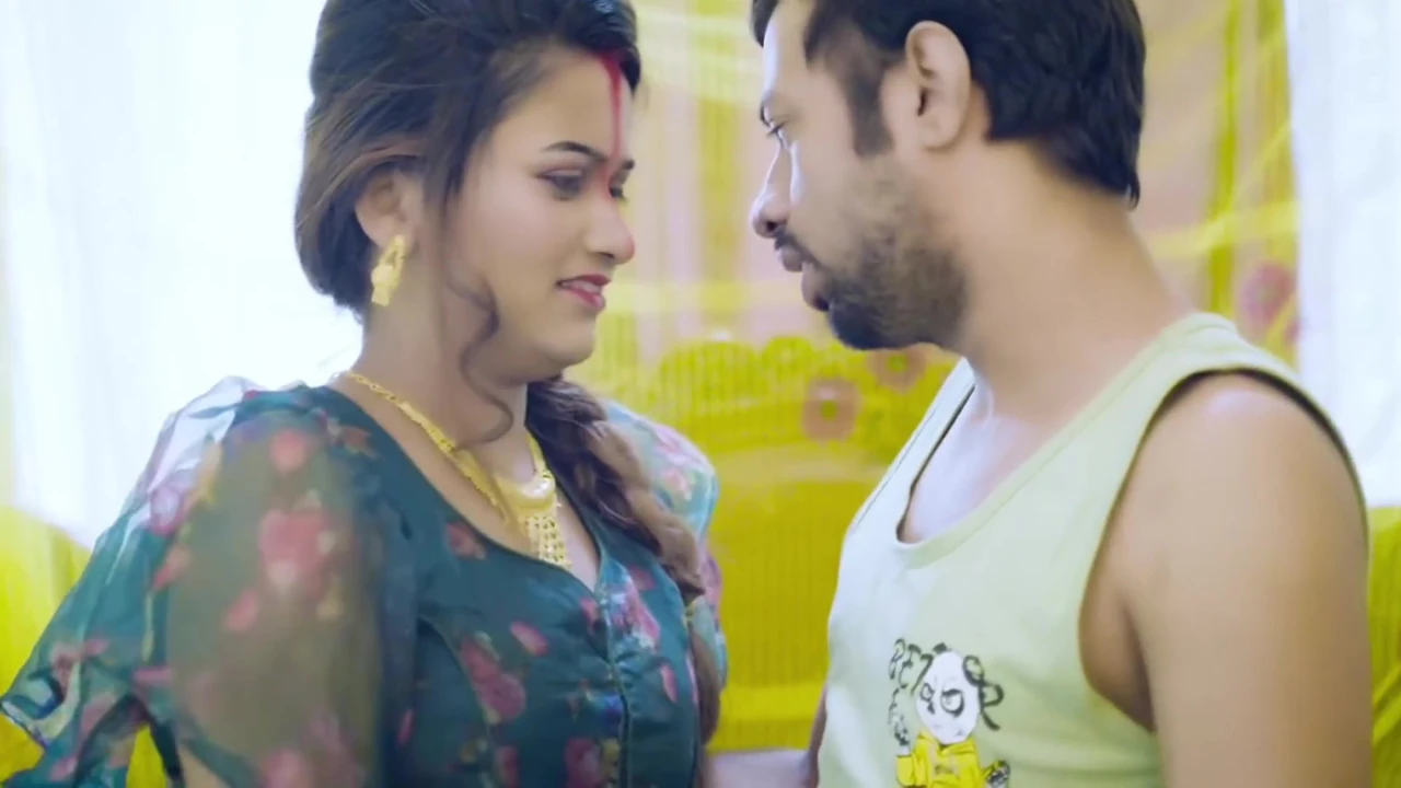 Bhabhi ki soteli bahin ko jabbar dasti room me pakad ke choda