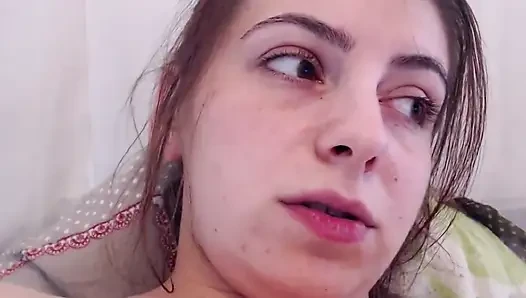 Göğüsler amcık sikişi oynuyor