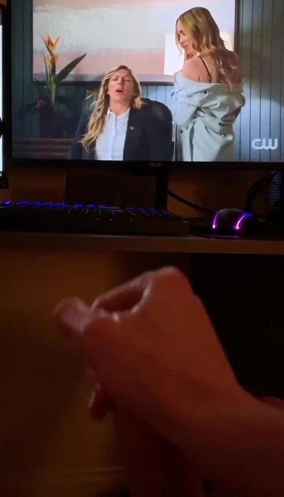 Caity Lotz & Jes Macallan (Sara & Ava) - Cum Tribute #1
