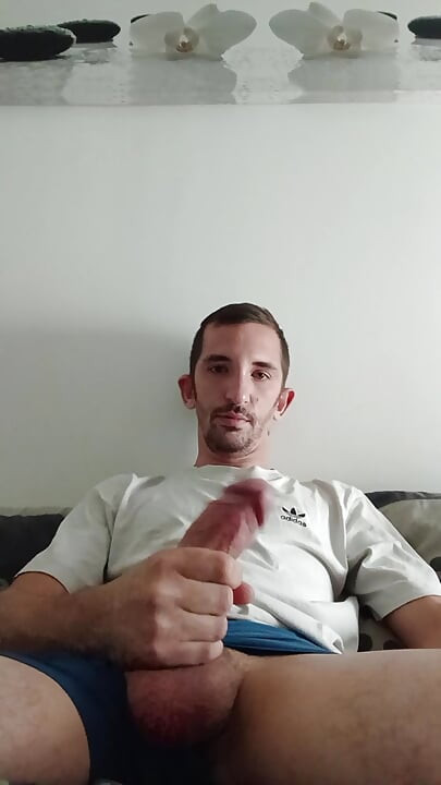 XXL of a young guy with big cumshot
