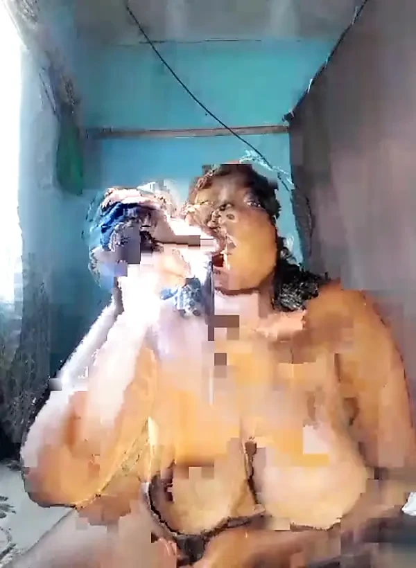 Watch me touch myself