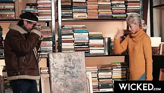 WICKED - чувственные фотографии Вероники Leal приводят к жесткому сквирту