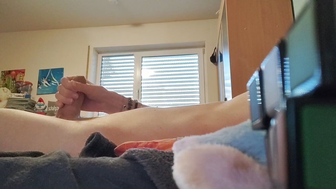 Cumshot on belly