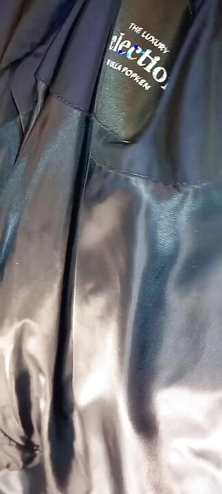 Fucking the heavenly lining of an expensive long lady wintercoat