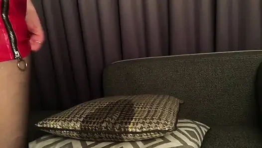 Abang tiriku ngentot memekku pakai leather sampai aku crot di muka