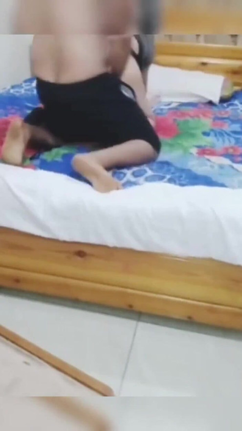 My wife dances, shakes and arouses us so that I can fuck her with the heat of intercourse | Clip 3