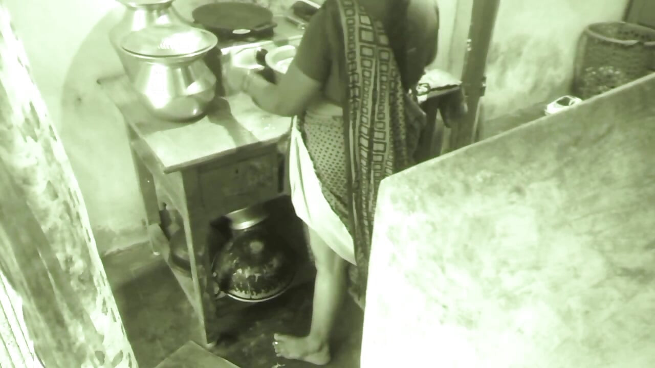 Husband presses breasts while Aunty Dinner is doing